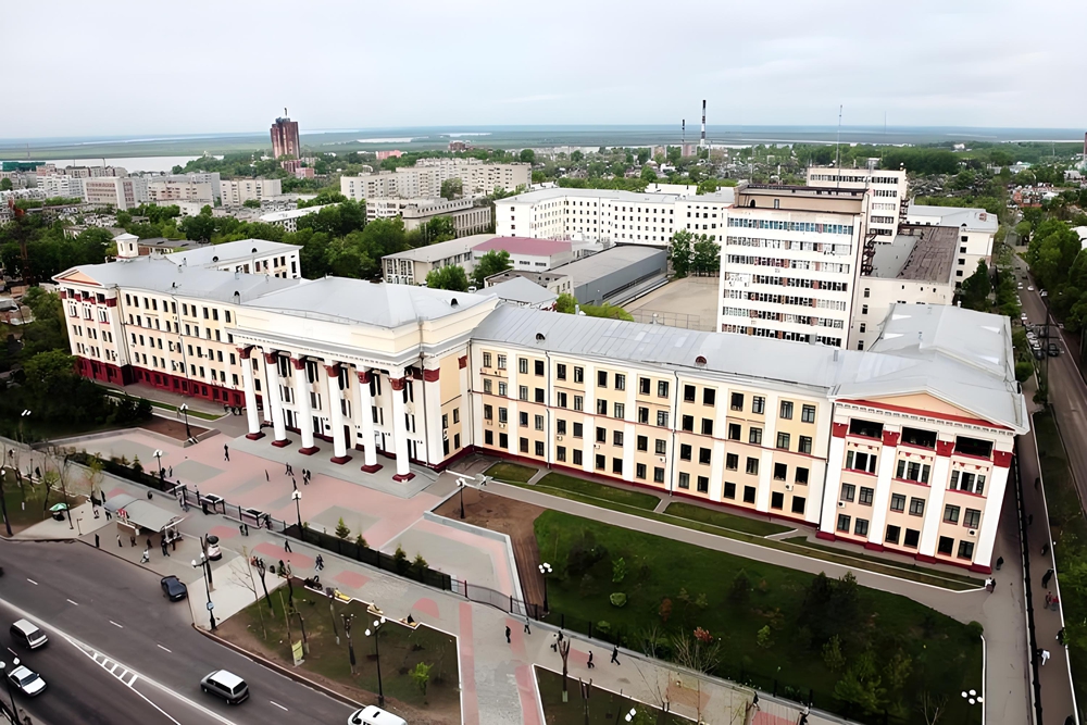 远东国立交通大学
